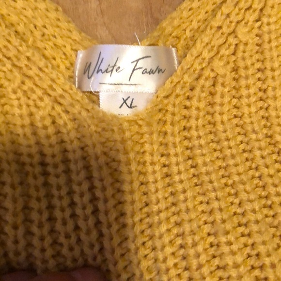 Sweater - Picture 3 of 3